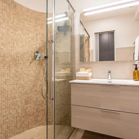 Luxury House In Nicolo V 120 Mq