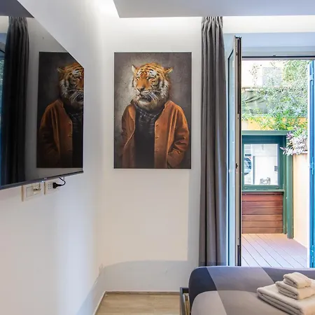 Luxury House In Nicolo V 120 Mq Apartment *