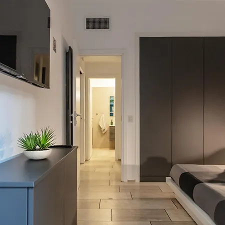 Luxury House In Nicolo V 120 Mq