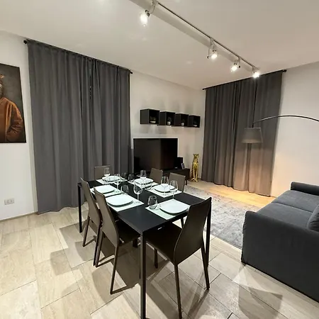 Luxury House In Nicolo V 120 Mq Apartment Rome