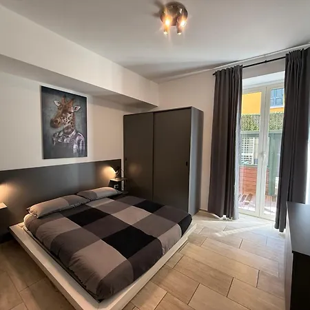 Luxury House In Nicolo V 120 Mq Rome